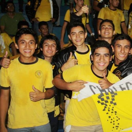 Ser perseverante con mis sueños.. Dios, Mi Familia mi inspiración mas grande.