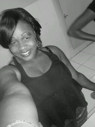 Don't judge a book by it cover!Fell in love with Music♥|IG:ThickRigby|Anything is posible through god♥#TeamLaing