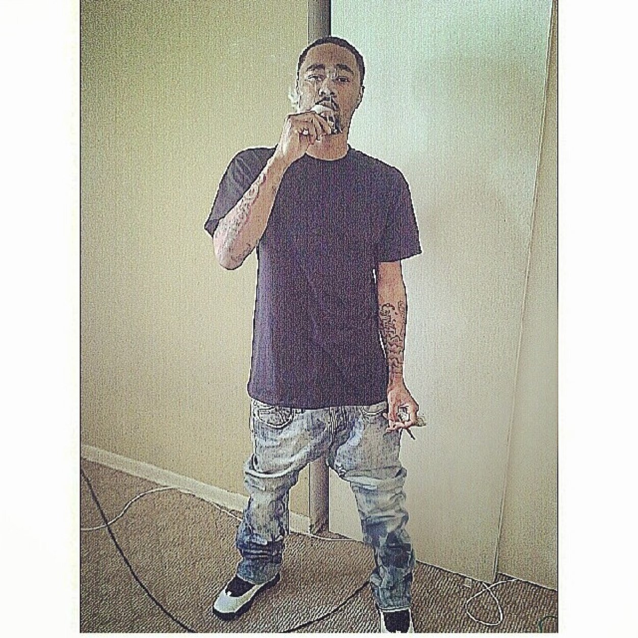 #FlexGod #A1Gang #GetSomeMoney #ColdHeart #InLoveWitMySelf #DieTown #EBK Go follow my BMF @dawgAssStar