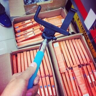 Tongsis 95ribu order by line kittyshop2