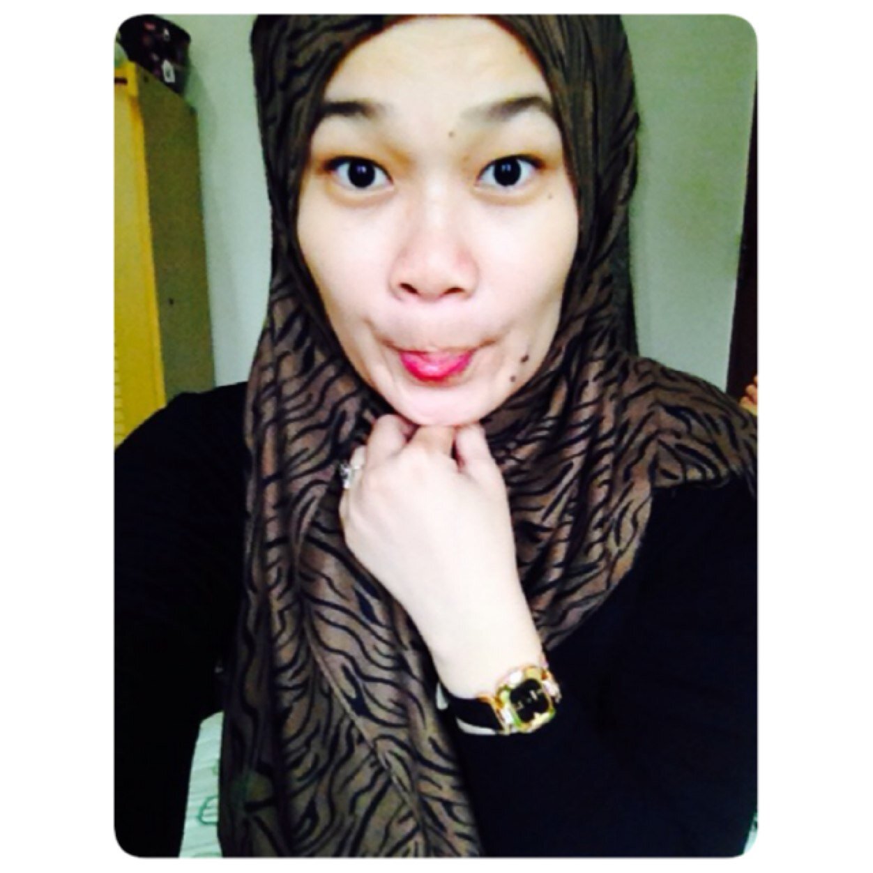 Allah is my Lord, Islam is my life, Qur'an is my guide, Prophet Muhammad is my role model, and Heaven is my goal!