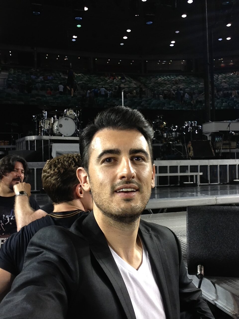 Davide_LaScala's profile picture. Restaurateur, AC Milan fan, Bruce Springsteen / Coldplay / Greta Van Fleet Fan, Lover of Food & Wine, Father of Two Amazing Little Girls! MAGA!