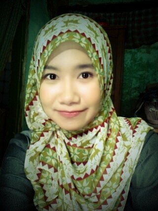 RistianiDevi's profile picture. Music is my live, pharmacist is my future