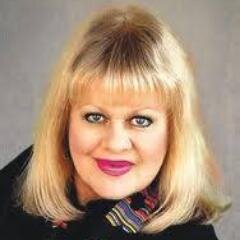 Twitter page for Australian entertainer Little Pattie run by admin. #littlepattie #patriciaamphlett