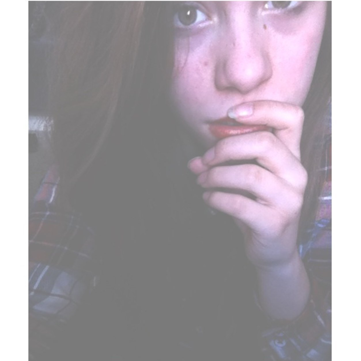 I hate bios,
they are awkward but Hi, the names Rosie and i really like bands and ice cream.