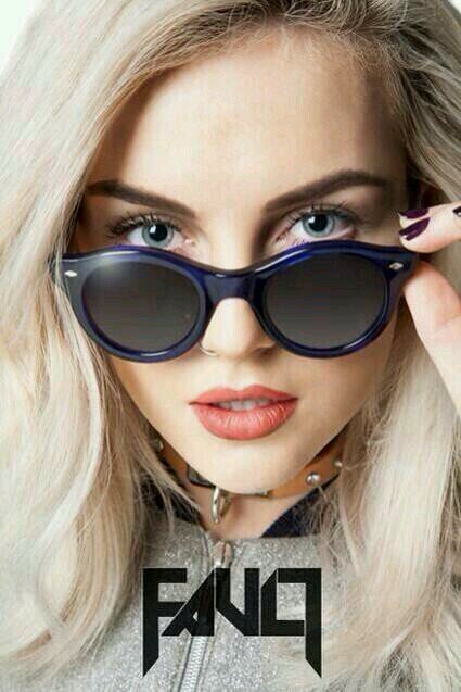 free follow from @hashtagmixer (: follow me there if u want haha