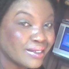 goldeninventory's profile picture. i intend to go for supermodelling...and that's right by me.