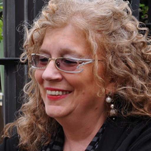 ViviCameri's profile picture. Architetto, docente, mamma e moglie. E orgogliosamente sindaco di Cameri per la lista Vivi Cameri