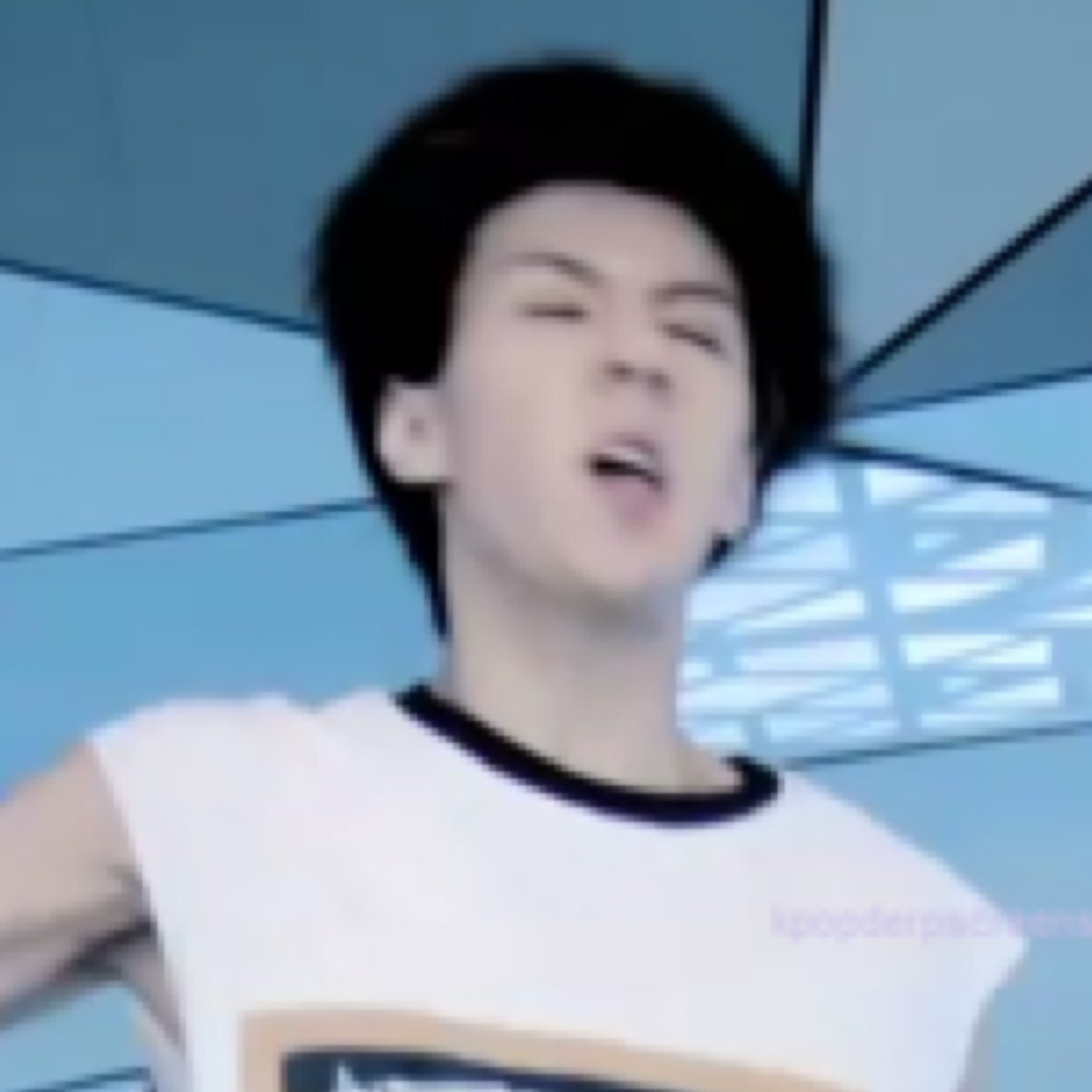 ไม่ต้องฟอลแอคนี้ ใจดีฟอลกลับ @aeem_miiz