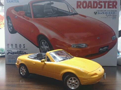 roadster_eunos's profile picture. 京都に住んでいる今年から社会人の22歳♂です！ユーノスに乗っています！車好きな人メッセージください(*^^*)それに車に乗るのが好きで一緒にドライブ行けそうな彼女募集中です！DMください♪