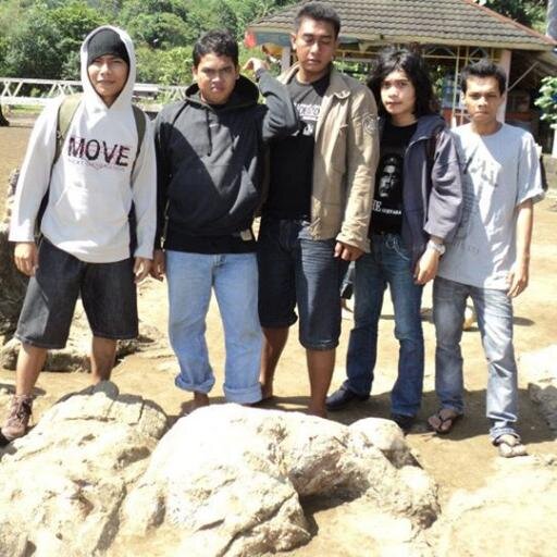 NIKMATI DAN JALANI HIDUP MU