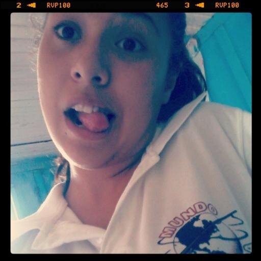 • Não sou perfeitα, e não preciso de elogios fαlsos prα sobreviver. ♛