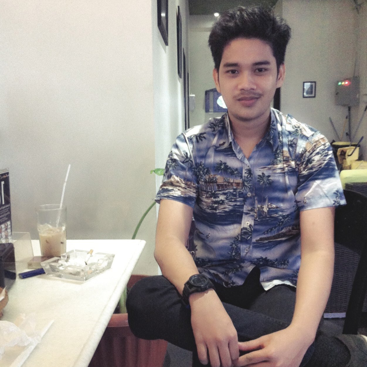 Instagram : tryramaputra
Line : tryramaputra