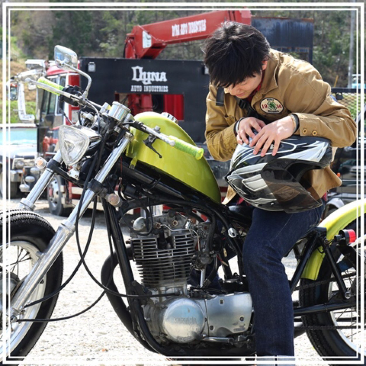 物欲よ無くなれーーーーーー！！！！
はい、
SR400をチョッパーにして
どう乗りこなすかって
毎日考えてる変人です☻