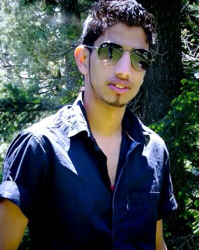 khan_imran9's profile picture. in love wildly-------