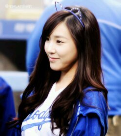 Sweet like an ice cream and beauty like a rose | [©realparody, immaparody]