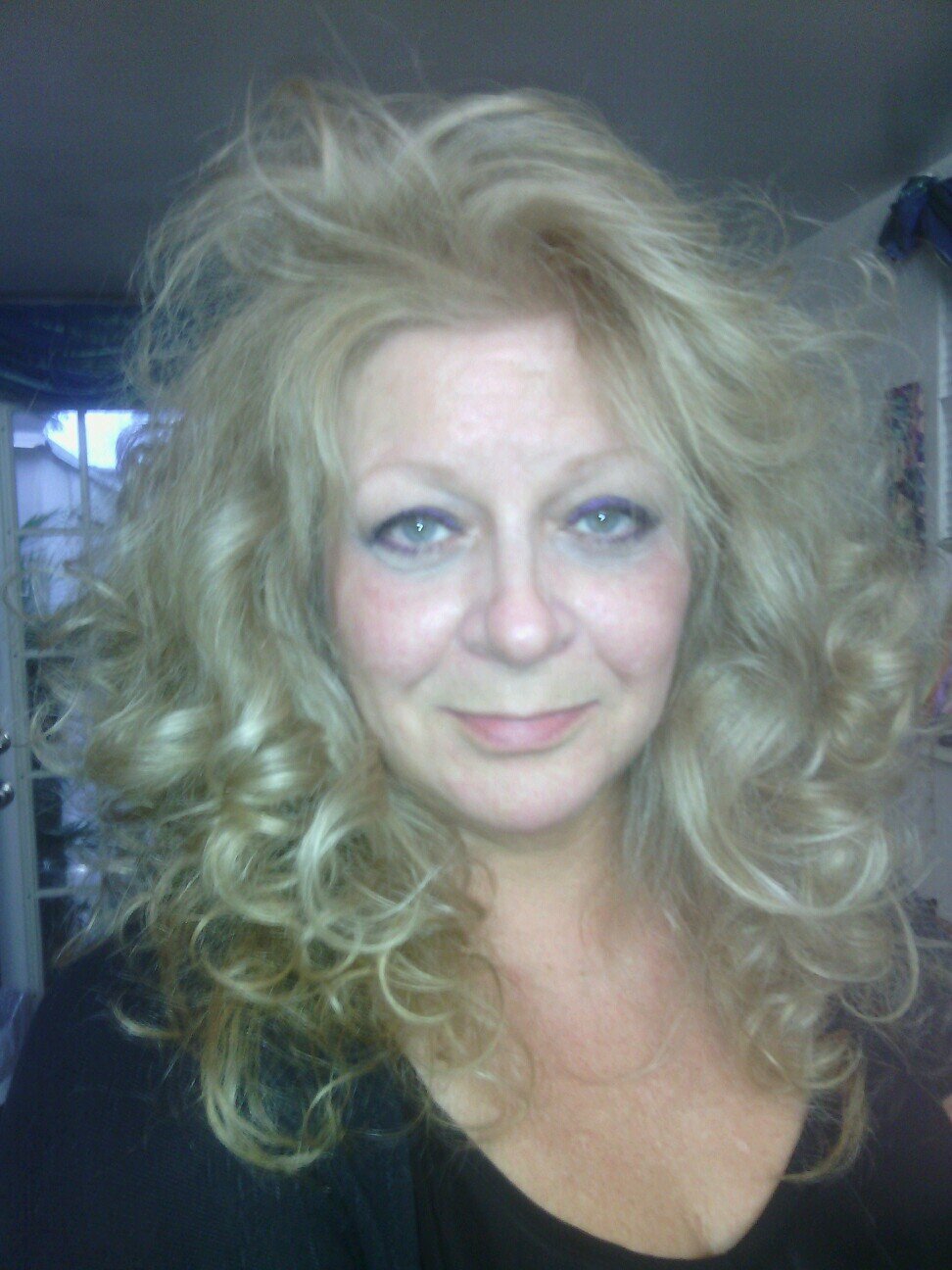 a Stylist/Mom/Grandma,loving,&concerned for our world & all in it. Personal assist,  a certified colorist/stylist/weddings/makeup & prosthetic/ voice overs