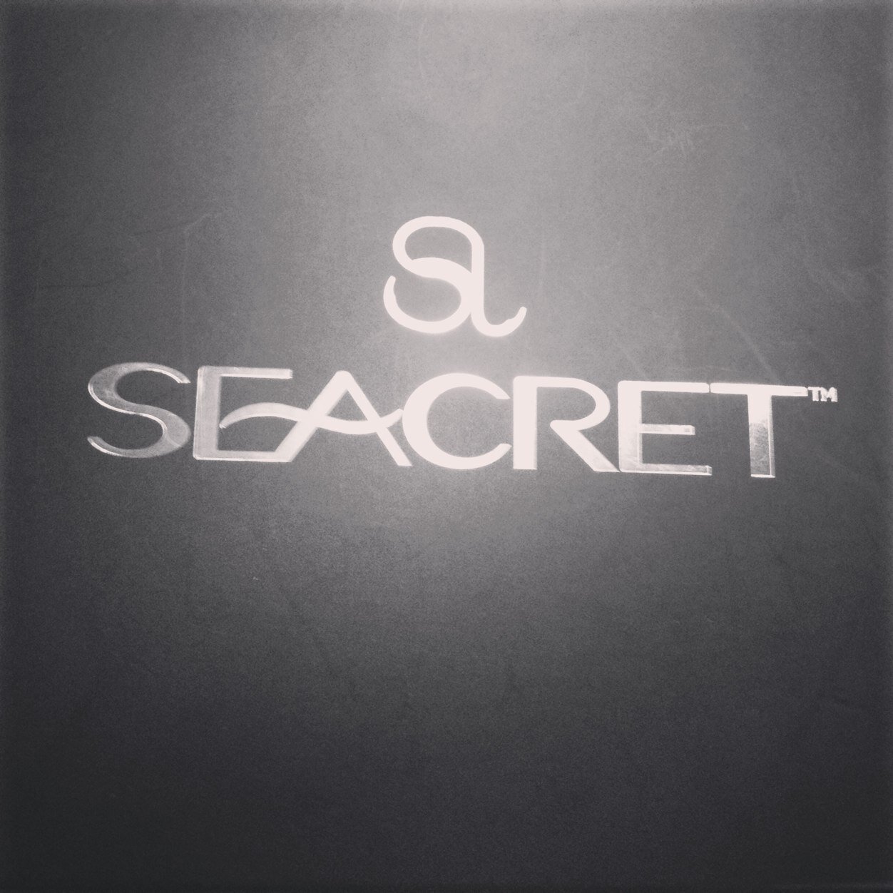 Got mud? Work with me to create your best skin and body. Infused with Dead Sea minerals, Seacret will help your body shine!!  seacretagentnj@gmail.com