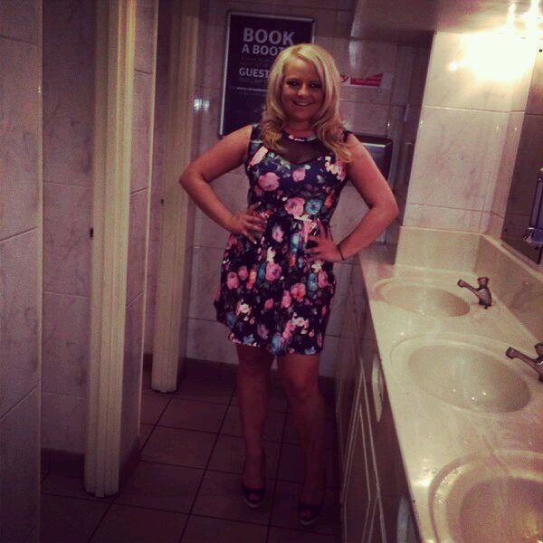 gummcharlotte94's profile picture. bitch I give up