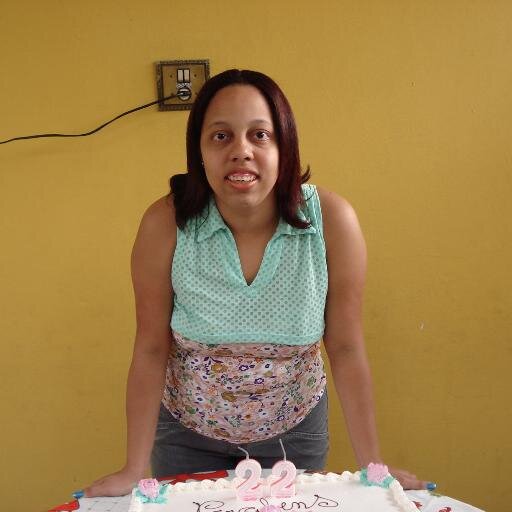 EU SOU ESSA MERA MULHER HUMANA COM ESSA MERA VIDA FUGINDO DOS PADRÕES.