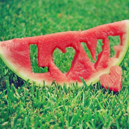 I love everyone!!! :*