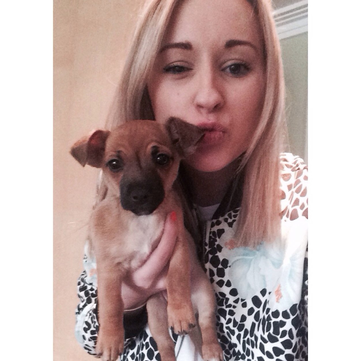 Justineeee7's profile picture. 