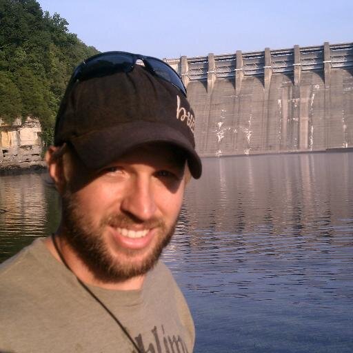 Personal Trainer, Outdoor Enthusiast, Writer, and lover of all things #kettlebell, and #powerlifting