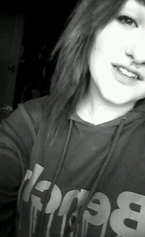 eat_my_dinosaur's profile picture. •Ed sheeran •
•asking alexandria•
•bring me the horizon•
•rainbows+unicorns•