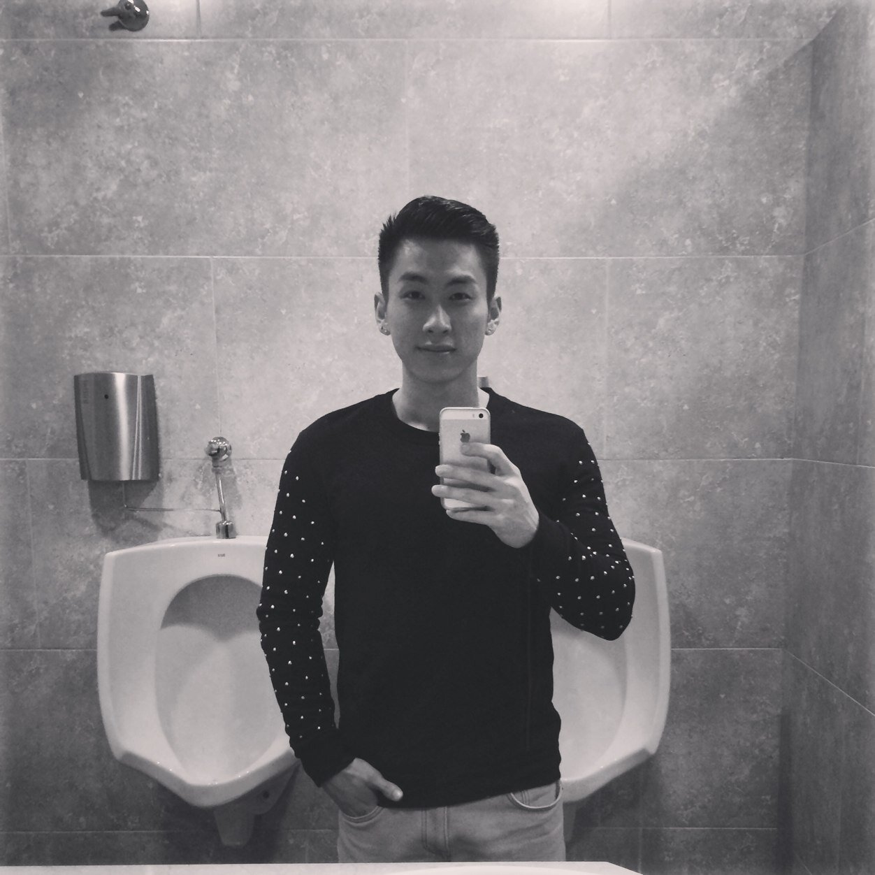 Instagram: oscarxie94