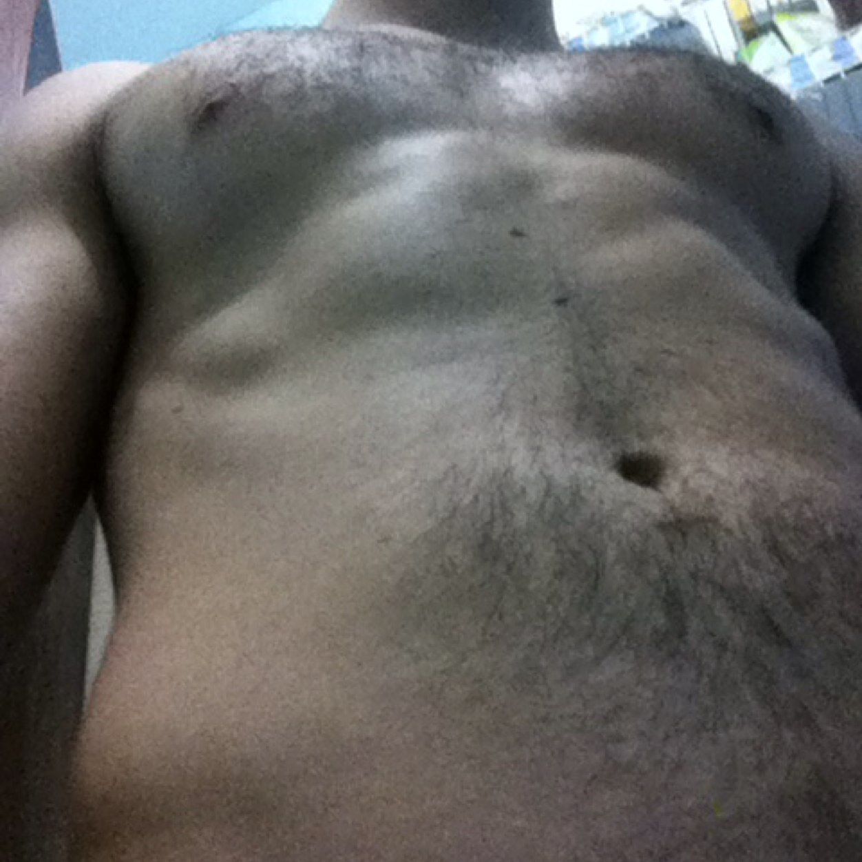 Full morbosos. Solo machos calientes... Versatil, 25 años/Very sensual. Just hot men ... Versatile, 25 years old /