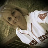Sue Phelps Krochmal(@bzbzgirl) 's Twitter Profile Photo
