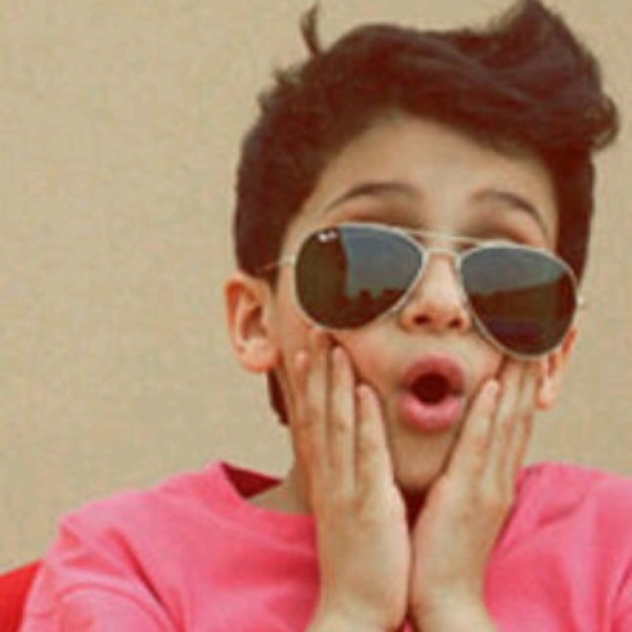 fareeees222's profile picture. 