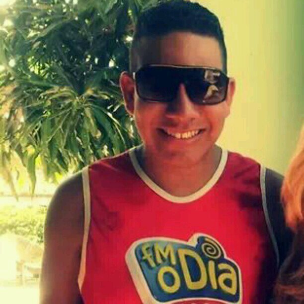'Eu Faço as Regras e Vsê?...
...Vsê, Joga Meu jogo ! =D