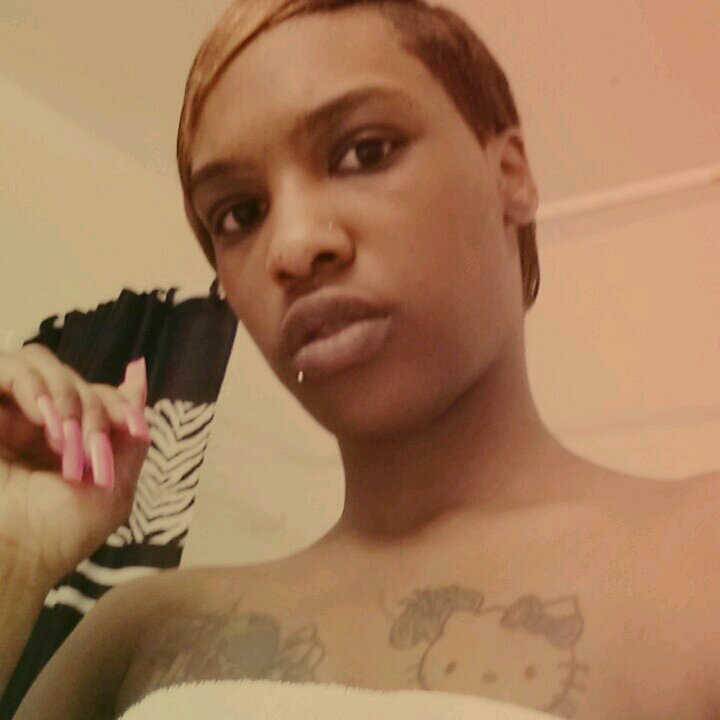 AlexisC12264169's profile picture. FUK A BITCH IM TRYIN 2 GET MILLIONS