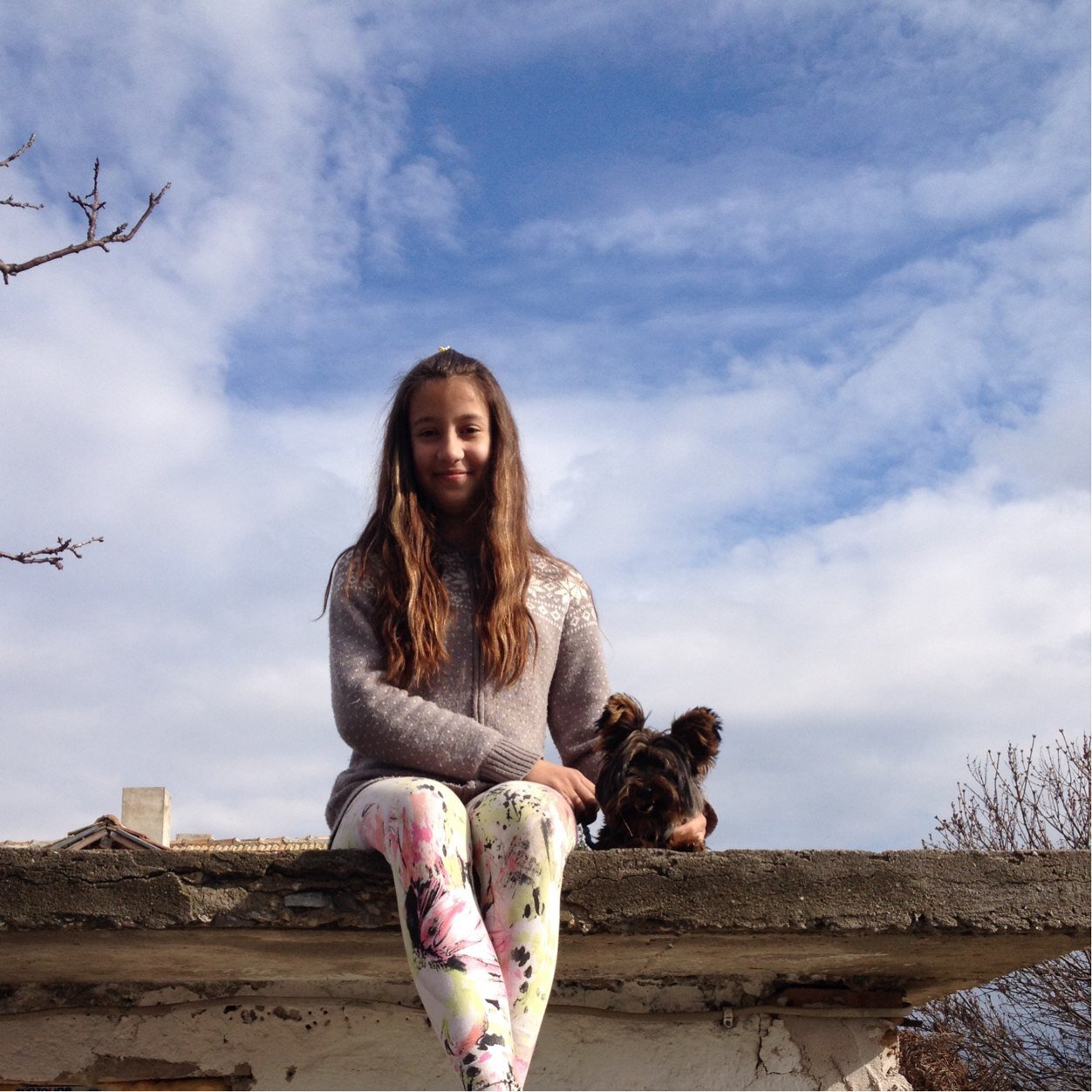 a_arnaudova's profile picture. Хей! Добре дошли в моя Twitter! На 12г. съм. Обичам музиката и лятото! Обичам да пея,да се забавлявам и да спя! :)