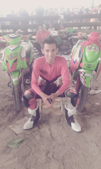 THE BOTEEL 162
