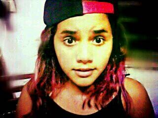 hola soy candela otegui tengo 13 w.w  soy directioner y creo que mis idolos son los mejores y los amo *u* ME ENCANTA LA MUSICA SEGUIME TE SIGO