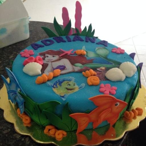 Tortas decoradas para fiestas, con diferentes temáticas por encargo. Contactos 04244707226 tortasdivinas25@gmail.com o por DM