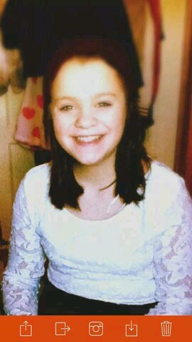 average teenage girl. single, love Jake bugg,ed sheeran,hollyoaks,thevamps,one direction. happy girl love life:3