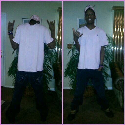 EsSealey's profile picture. kik me Rich_Homie_Eric.....Follow me in ig @Richie_______