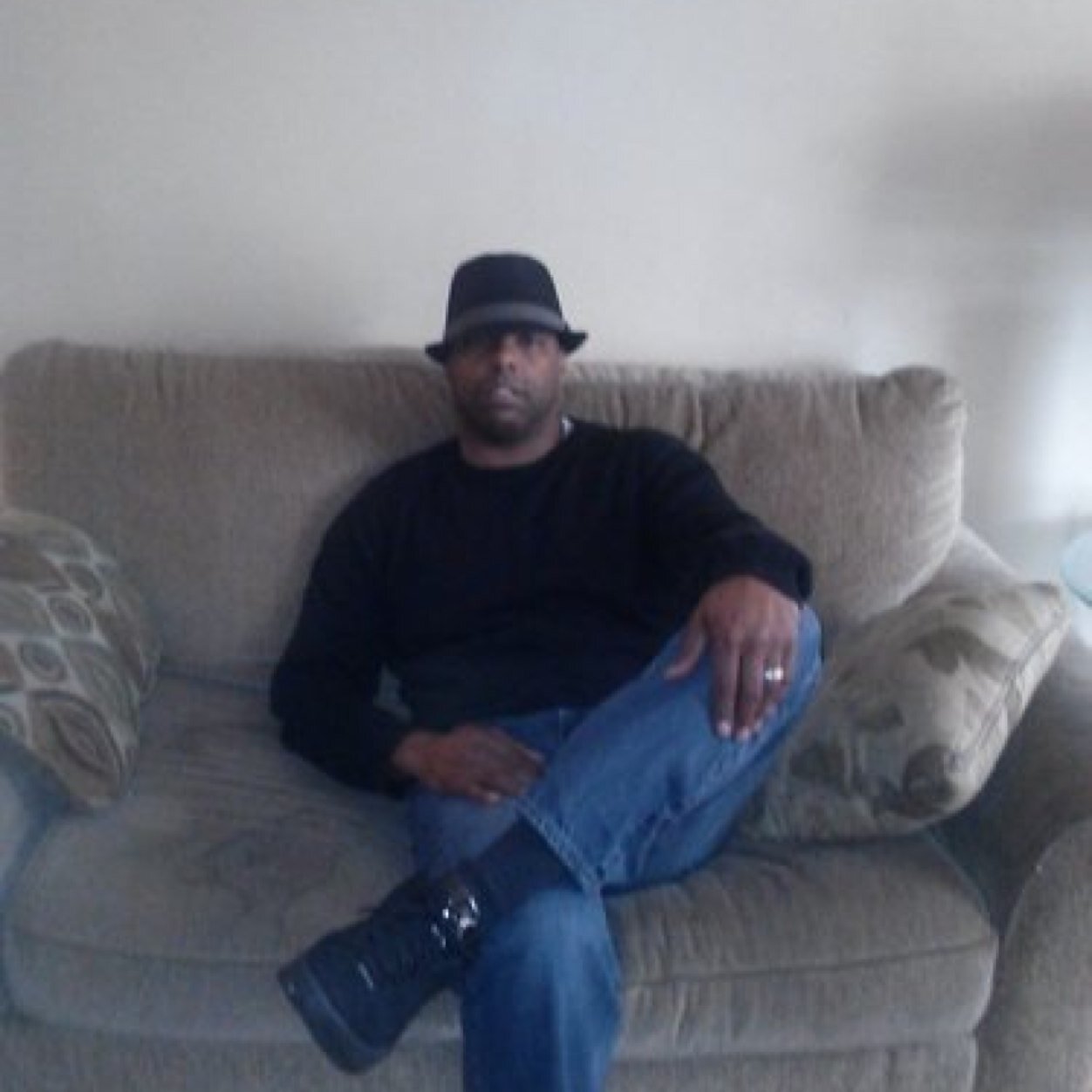 I live in Boston now but I'm from Laurel Delaware ,,And stay true 2 my philadephia Eagles....DJ & Music Producer (607PRODUCTIONS)