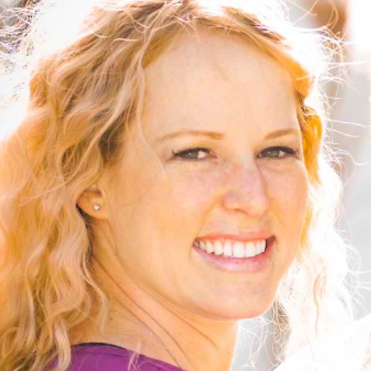 Tinabbh's profile picture. 