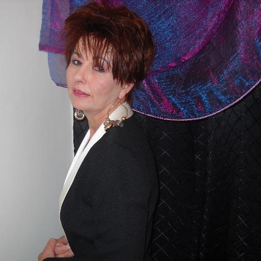 RinaSpires's profile picture. 