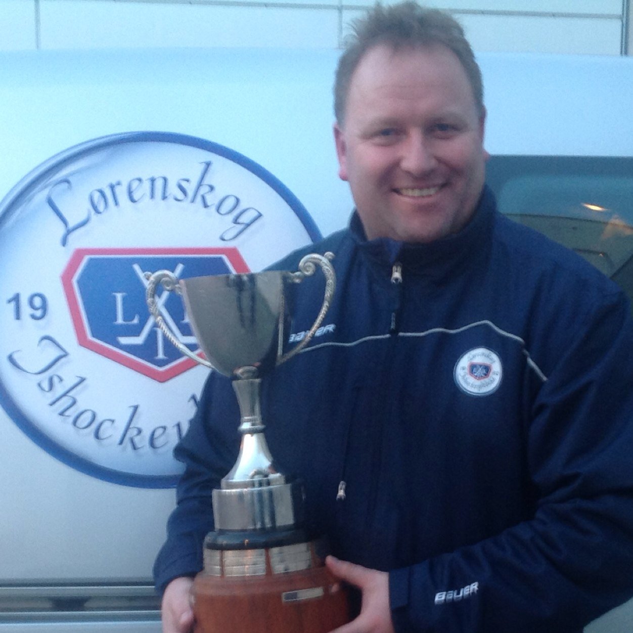 PASanden's profile picture. Litt over gjennomsnittet sportsintressert..