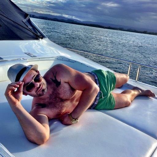 DesignedRobert's profile picture. Designer Extraordinaire and all around cool kid.