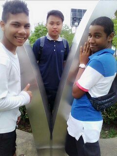 Nme syew Muhammad firdaus lubis bin muslimin Umur syew 14 thun Sukew maen bola di sekolah