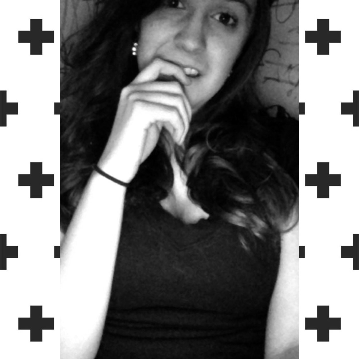 Instagram; chantell_10 • Vine; Chantellyy • 


New York