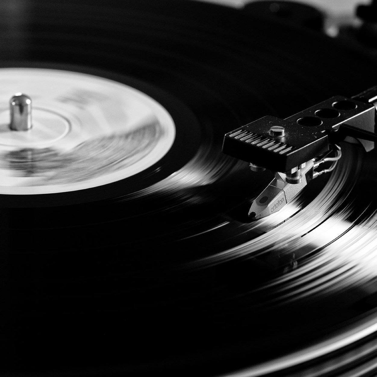 Buyer and seller of Vinyl Records for 20 years. https://t.co/ThqynH2ppn
website - https://t.co/1XMvDfEvgp