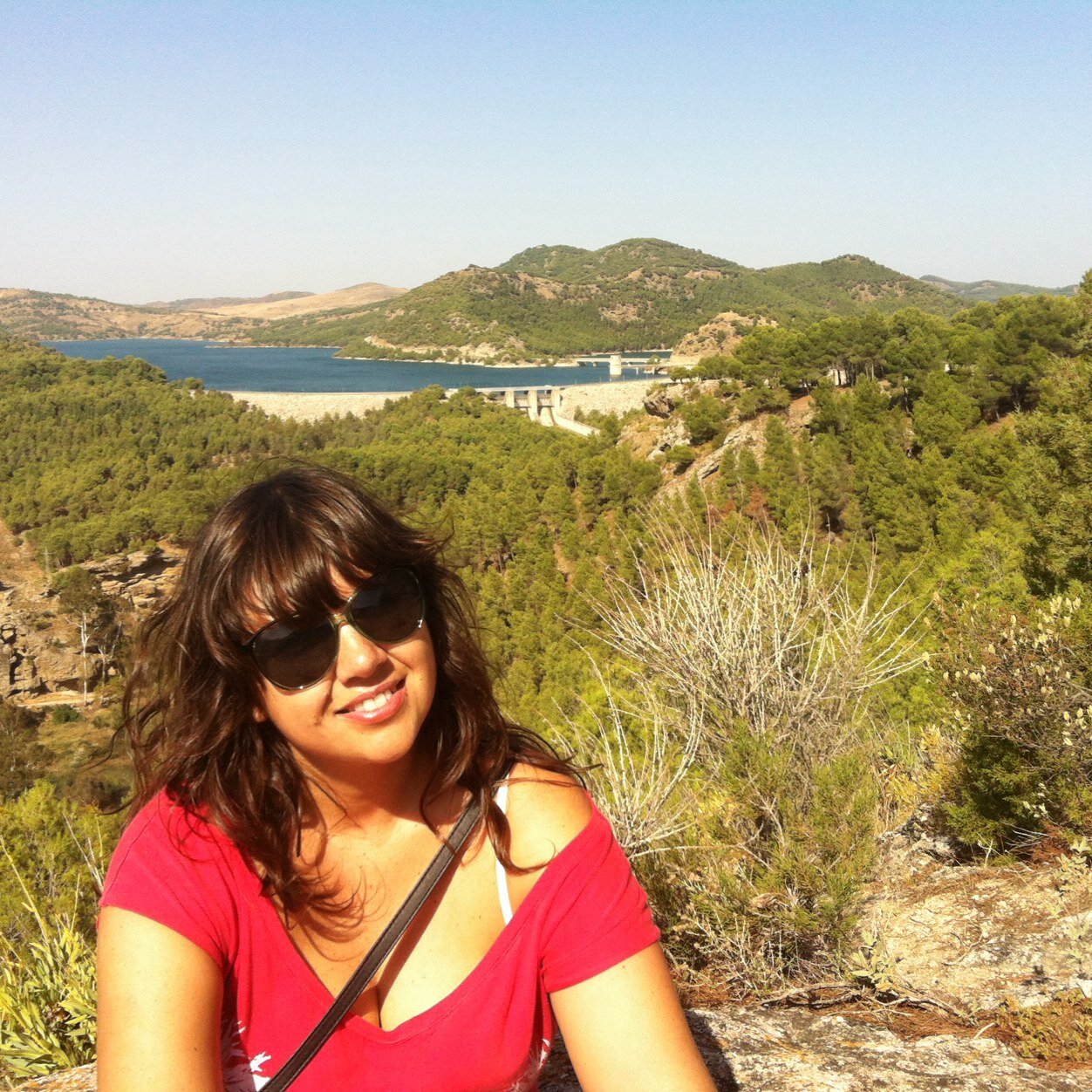 Teacher, dreamer, lectora, emprendedora de metas. Enseño pero soy estudiante crónica. De Triana pero enamorada de Tarifa. Permanentemente creciendo...