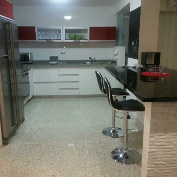 Fabricación de Cocinas Empotradas, Muebles para Panaderias, Mobiliario de Oficina. Pasion por lo Extraordinario!!!